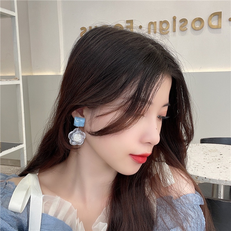 Anting S925 Silver Needle Bentuk Bunga Biru Gaya Korea Untuk Wanita