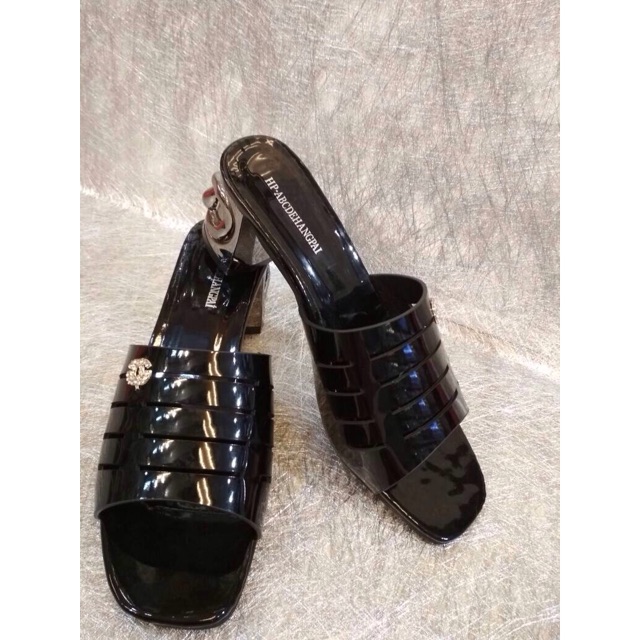 Sandal Channel Import