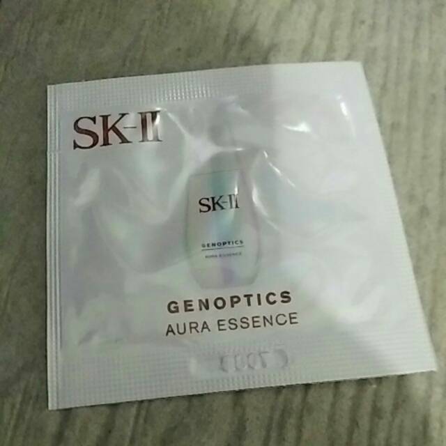 SKII SK2 GENOPTICS AURA SACHET (GLOWING)