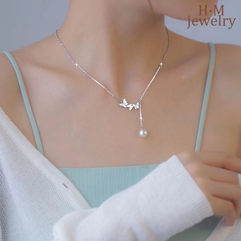 2022 Kalung Rantai Dengan Liontin Kupu-Kupu + Mutiara + Berlian Imitasi Untuk Wanita