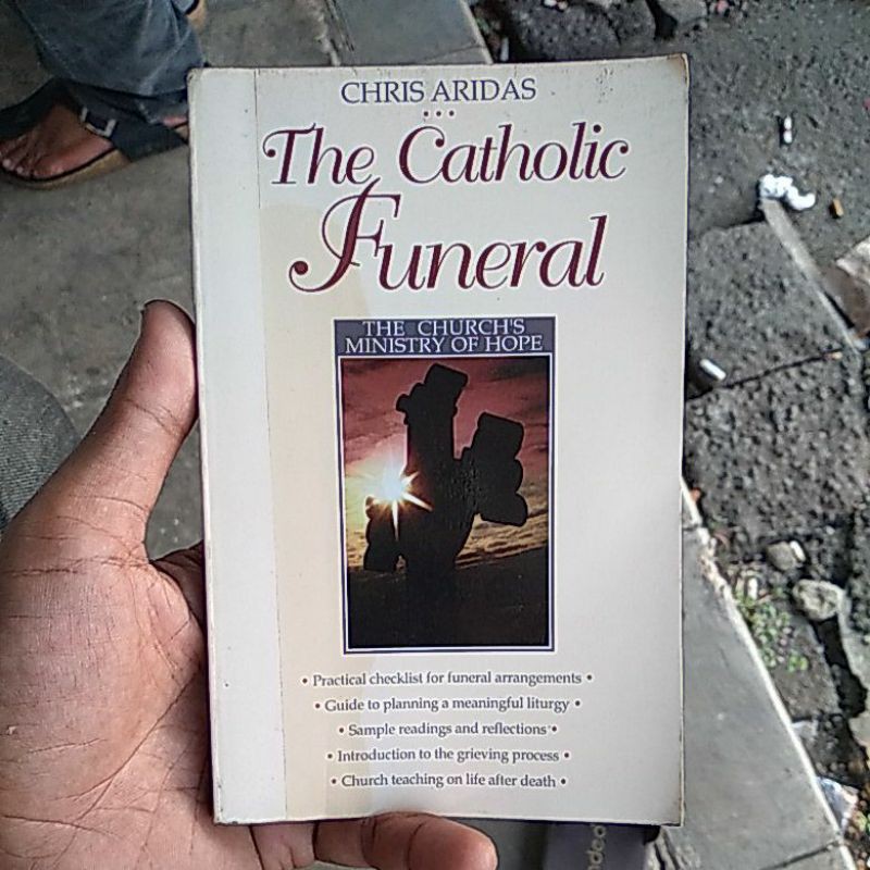 BUKU THE CATHOLIC FUNERAL.THE CHURCHS MINISTRY OF HOPE