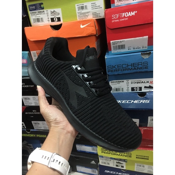 sepatu diadora copa mono black. sepatu diadora copa black
