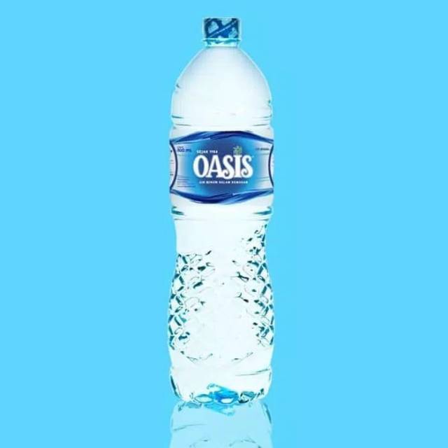 

OASIS Air Mineral/Spring Water/ Air Minum Dalam Kemasan Botol Besar 1500 ml Isi 12