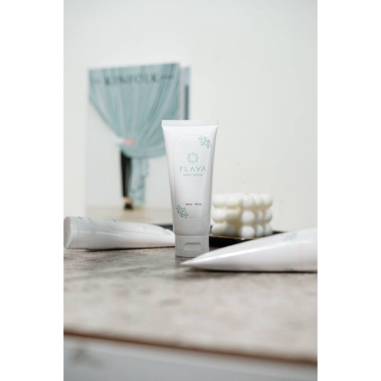 FLAVA WHITENING BODY SERUM BPOM