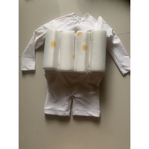 Preloved Lee vierra kids x Elizabeth Zenifer floatsuit size 2-3y in white