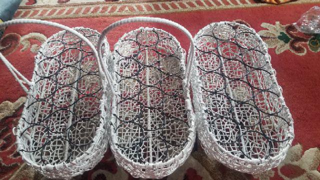 Keranjang Aqua 16 Cup Bentuk Oval Bertangkai - Keranjang Mountoya Cup 16 Rangka Besi Rotan Sintetis