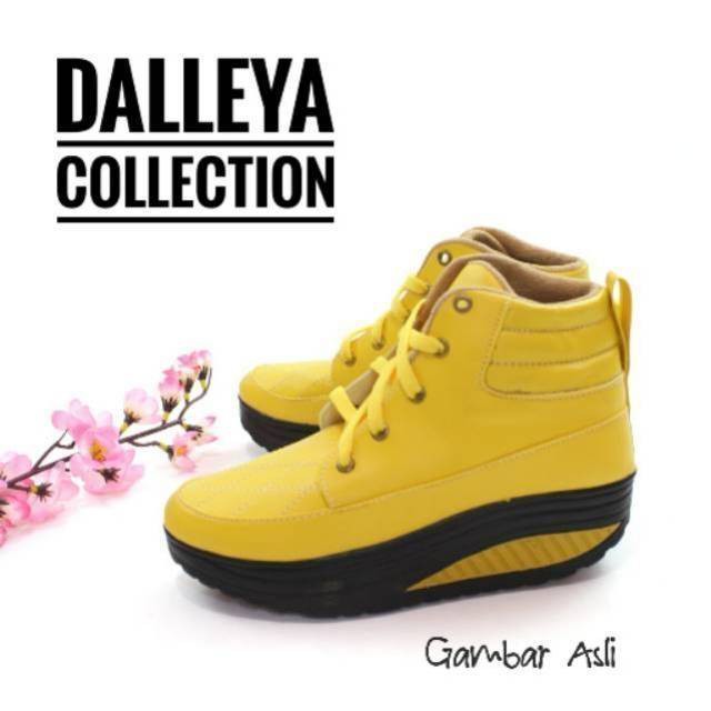 PROMO TERLARIS SEPATU WANITA KEREN SS  Lilyshoes DUNHILL - real pict sepatu Dalleya Boot hak wanita