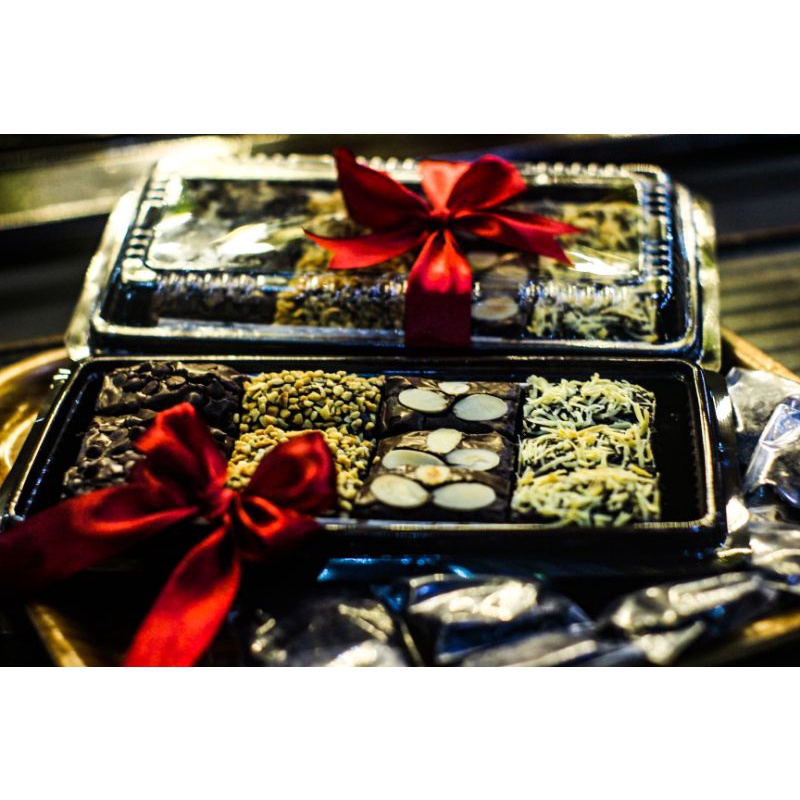 

fudgy brownies/fudgy brownies Bogor/brownies lembab/brownies panggang/brownies Jabodetabek/brownies terenak