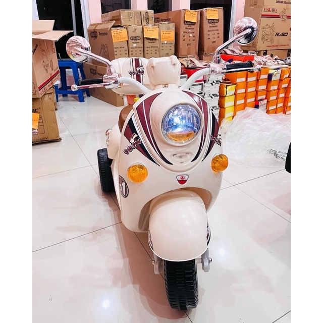 Mainan Anak Motor Aki Scoopy Exotic Toys EMT 2201