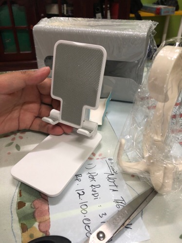 Hanger Serbaguna Dengan 4 Kait Utk Scraf,tali Pinggang/rotating Hanger - Mg