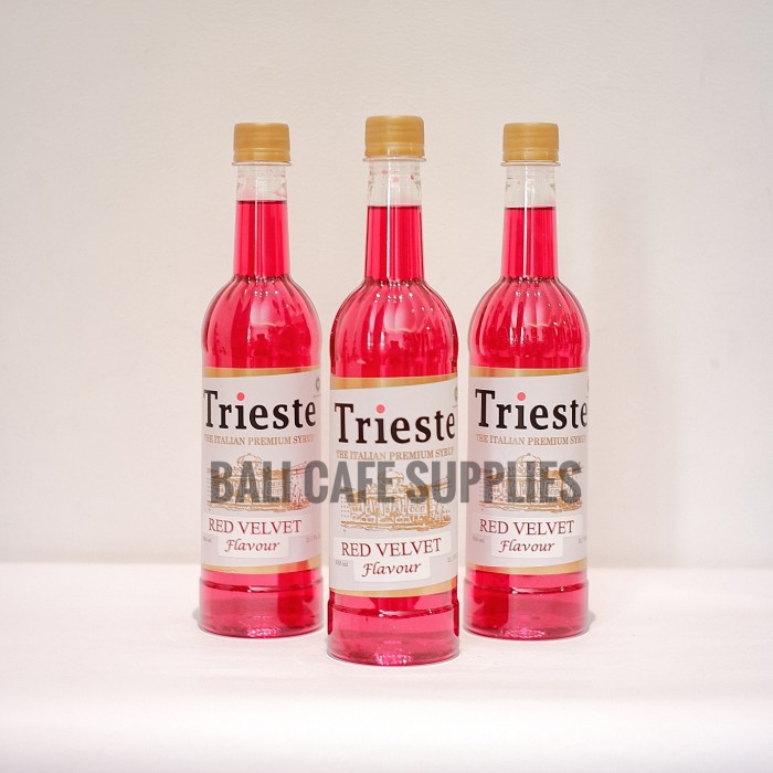 

Trieste Red Velvet Syrup 650ml sirup rasa red velvet