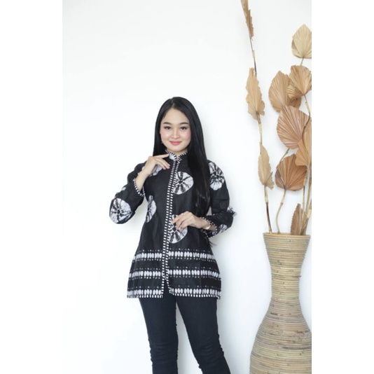 TERBARU/ BLUS KEKINIAN 2021 / ATASAN WANITA MURAH / BAJU KANTOR WANITA KEKINIAN / BOLERO CEWEK