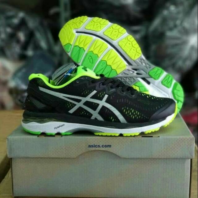 ASICS KAYANO 23