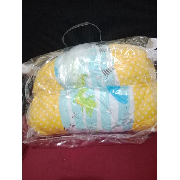 Bantal set bayi aleena