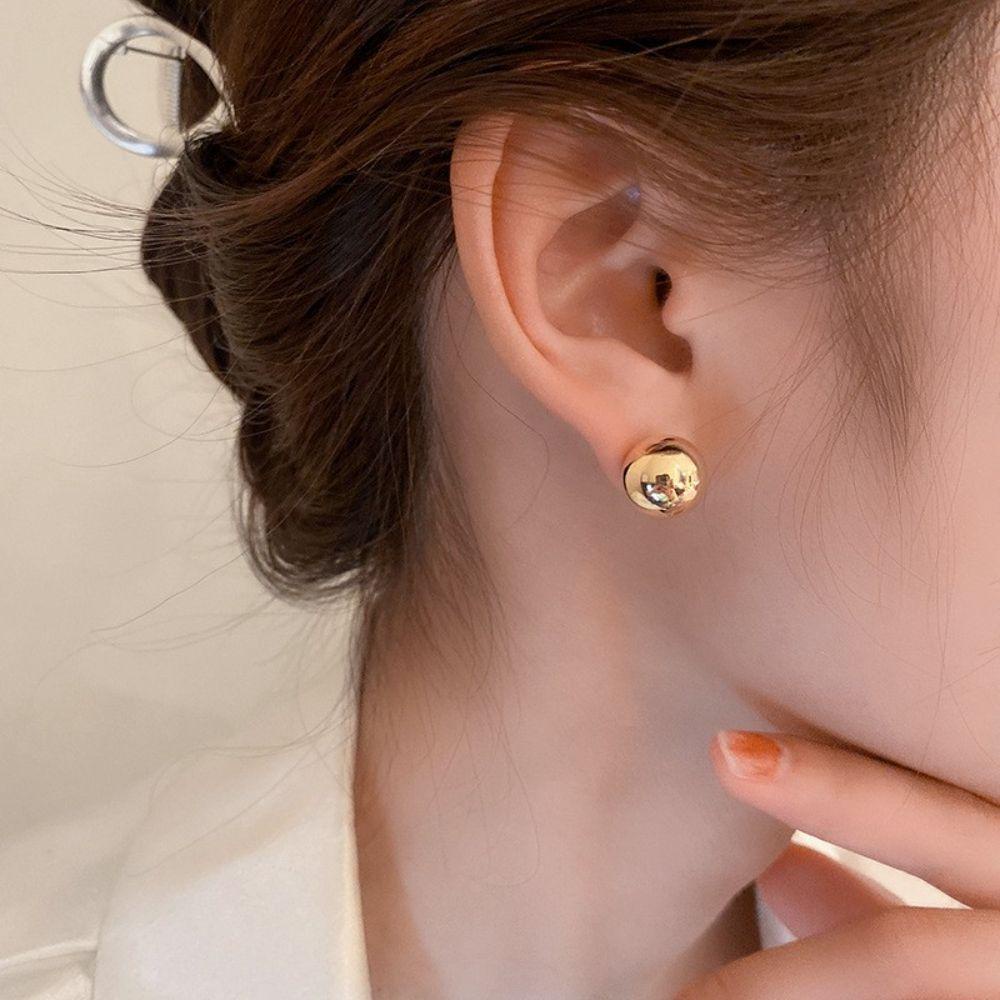 Needway Stud Earrings Logam Halus Perhiasan Perempuan Bola Bulat Temperamen Anting Gaya Korea