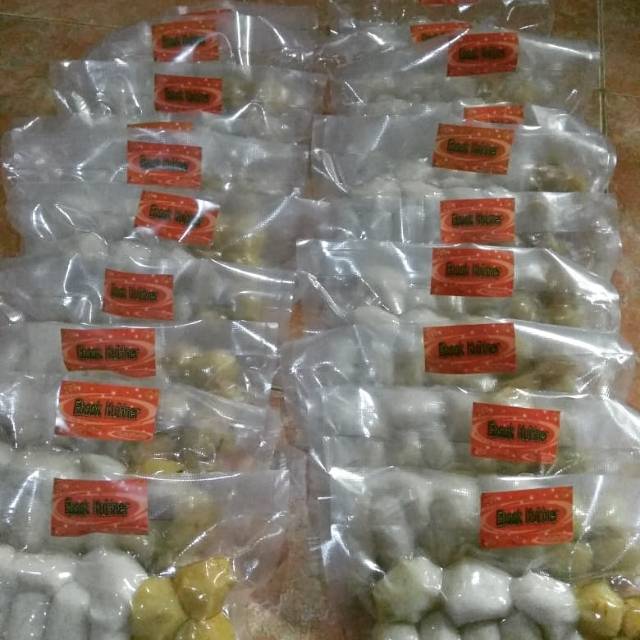 

Pempek Palembang ikan gabus asli