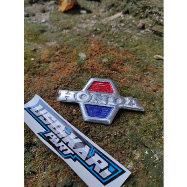 EMBLEM LOGO PANEL HONDA C70 C 70 PISPOT