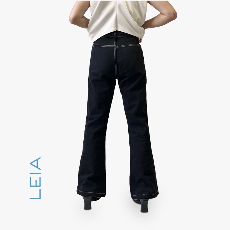 Leia Jeans / Bootcut Jeans