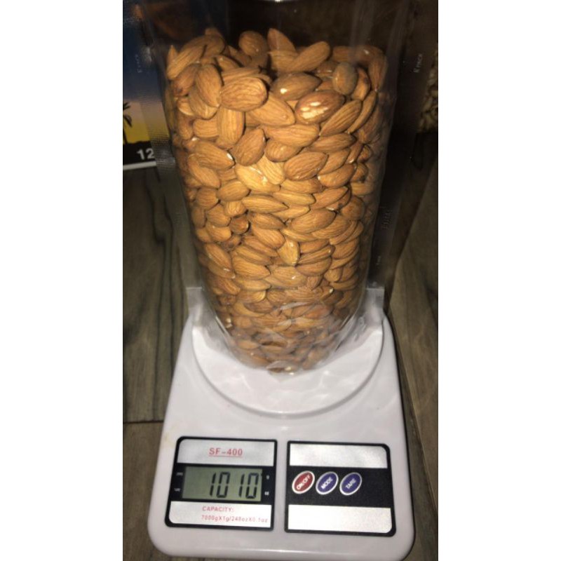 

Kacang Almond Mentah Repack Kemasan 1 Kg