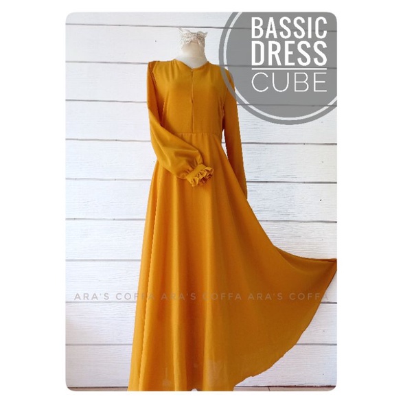 Bassic Dress Ara's Coffa