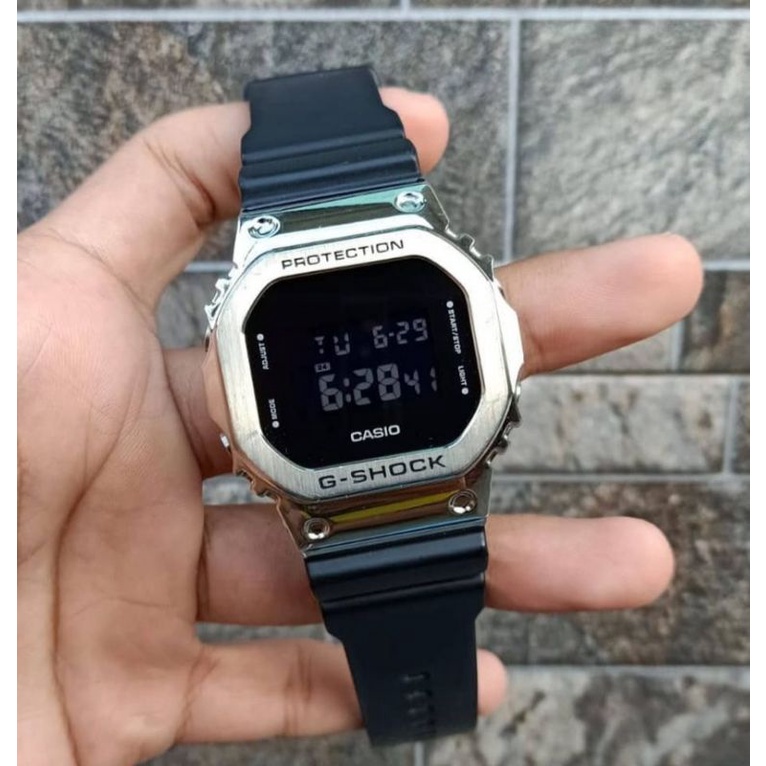 CASIO G-SHOCK GM 5600 JAM PRIA DIGITAL