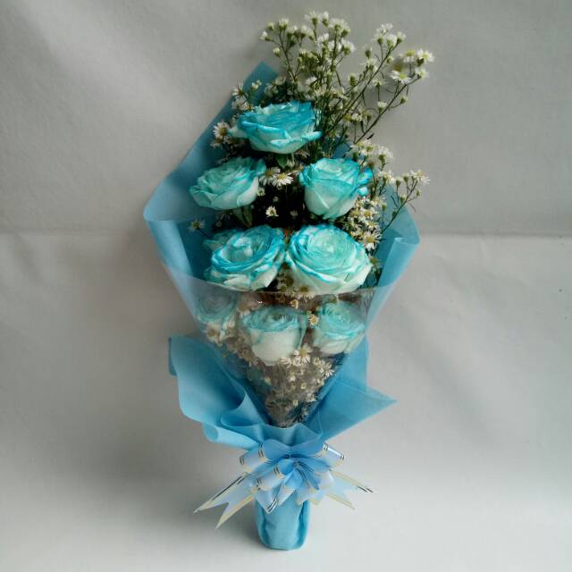 Buket bunga wisuda bunga mawar biru fresh hadiah ulang Buket bunga wisuda bunga mawar biru fresh hadiah ulang