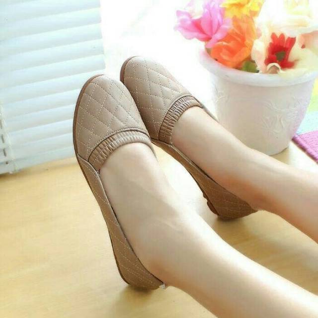 Flatshoes wanita kerut bld 03