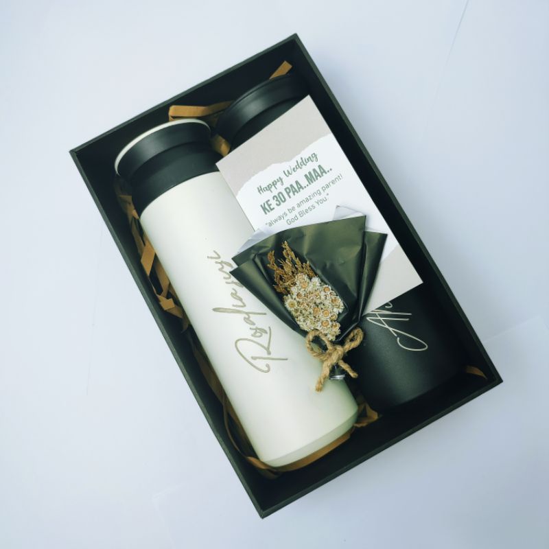 

Tumbler travel couple | Hampers Tumbler | Kado nikah kado wisuda