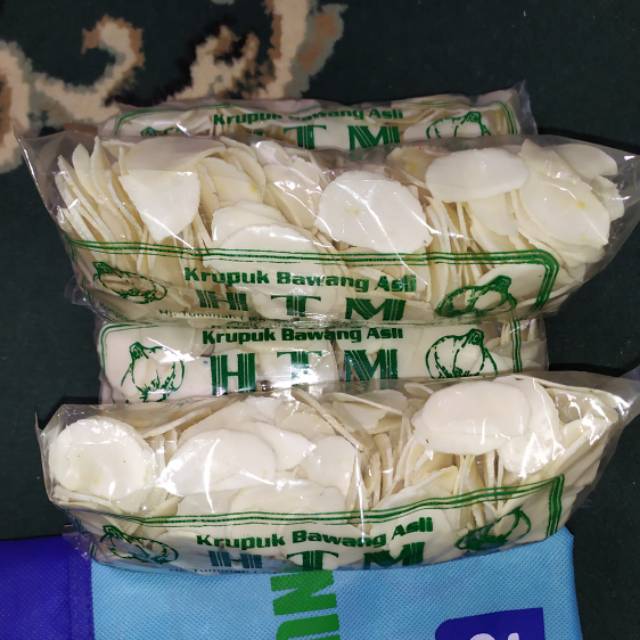 

Krupuk bawang mentah HTM