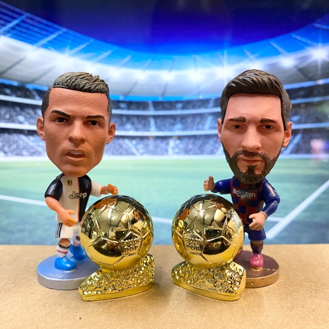 QH Figure Miniatur Trofi Ballon dOr