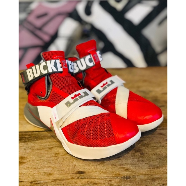 nike lebron zoom soldier 9