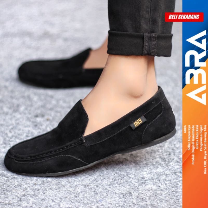 Sepatu Slip Onn Pria Santai Casual Formal Suede Kerja Hitam ABRA MODNES