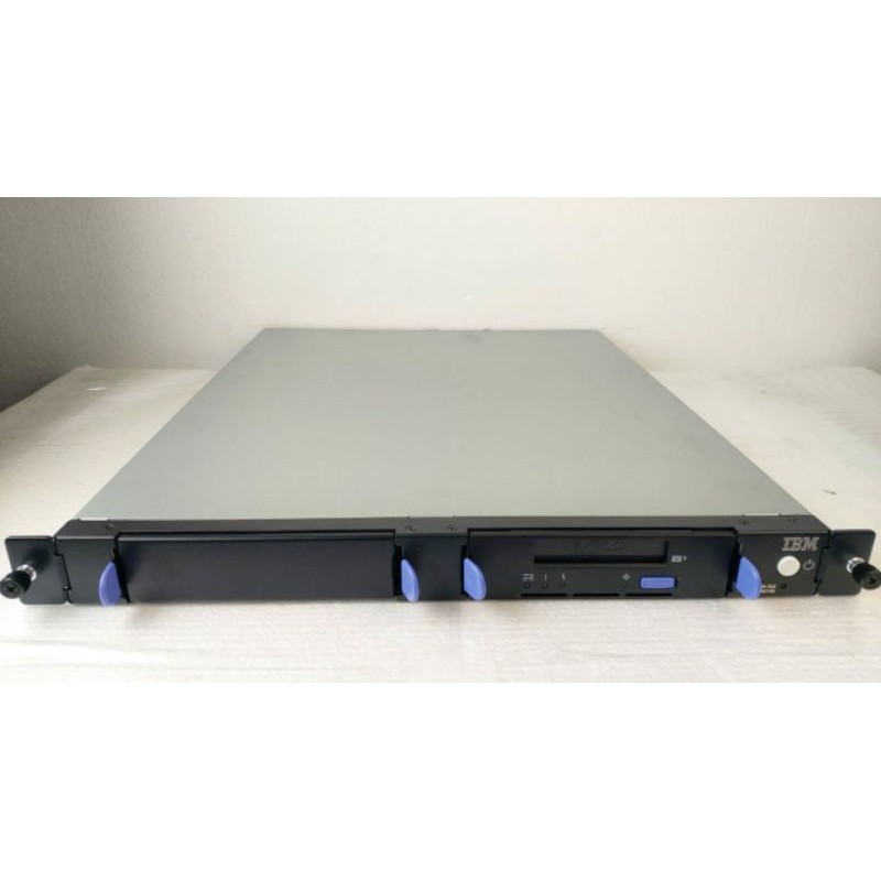 IBM 8765-1NX One SAS DAT160 Tape Drive 1U Rackmount Drive Enclosure