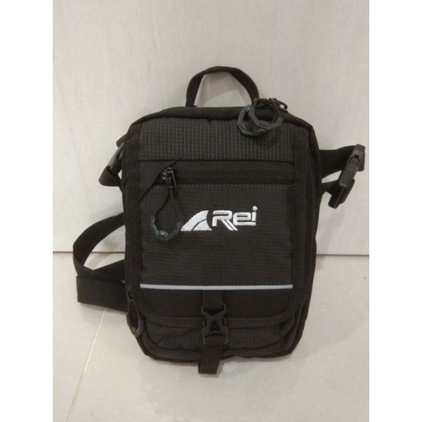 TRAVEL POUCH REI MERBABU MOUNTAIN X2 | TAS SAMPING PRIA REI MERBABU MOUNTAIN X2