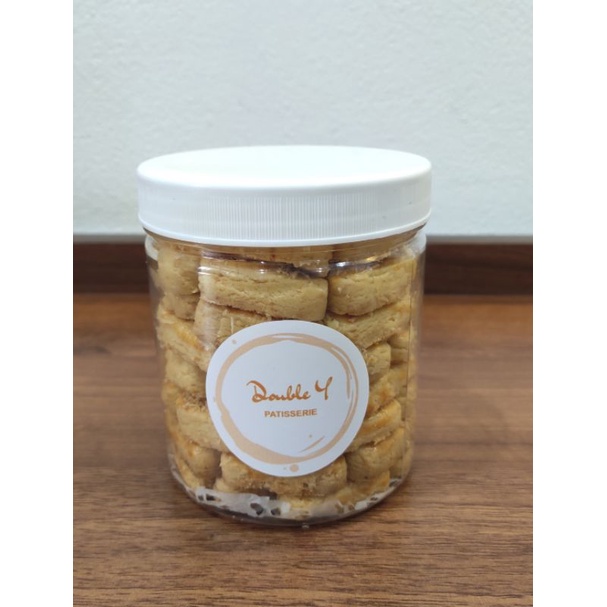 

KASTANGEL KEJU PREMIUM 350 GRAM/KUE KERING KEJU LEBARAN HOMEMADE