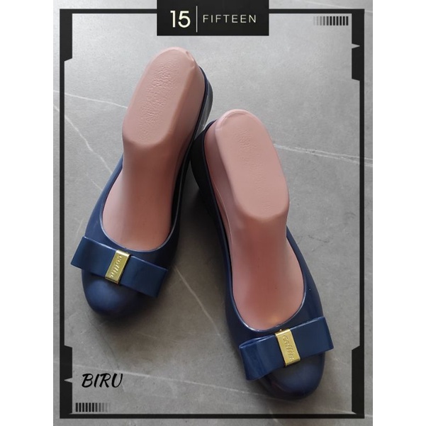15 SHOP --- Sepatu Slip On Bahan Jelly / Sepatu Kerja Hak Tinggi 4 cm - B88-3