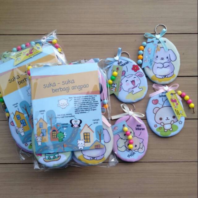 

Angpau lebaran karakter