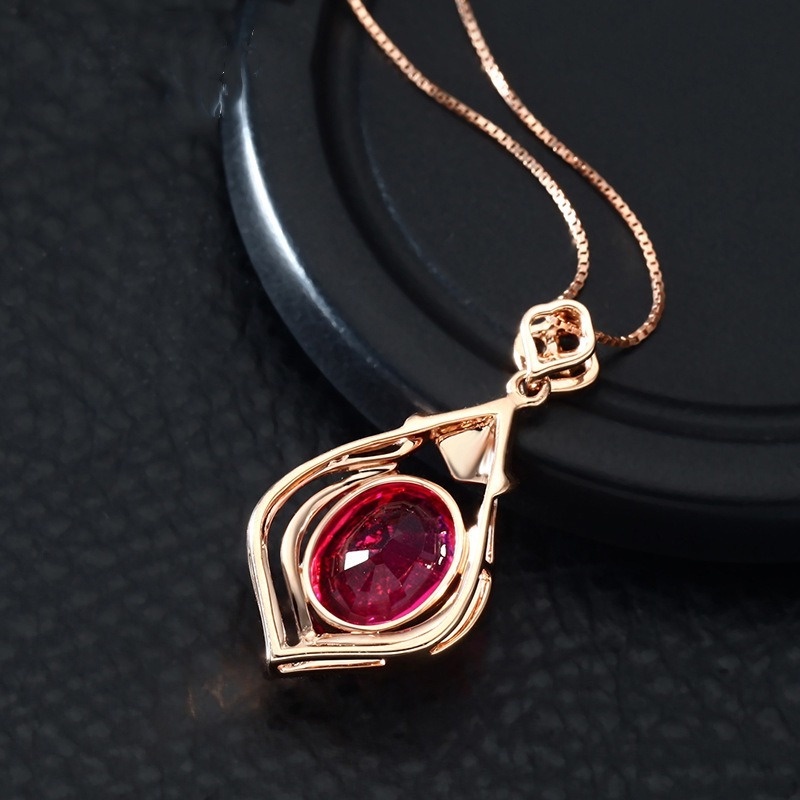 [Ready Stock]Fashion Inlaid 3 Karat Colored Gemstone Pendant Plated 18K Gold Necklace