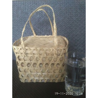 Anyaman Bambu Tas Hidangan Isi 2 Besek uk Tas 18x18x15 uk Anyaman Bambu Tas Hidangan Isi 2 Besek uk Tas 18x18x15 uk