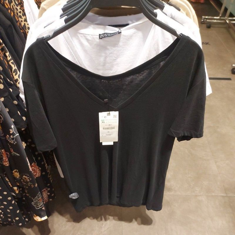 ZARA WOMEN KAOS POLOS VNECK