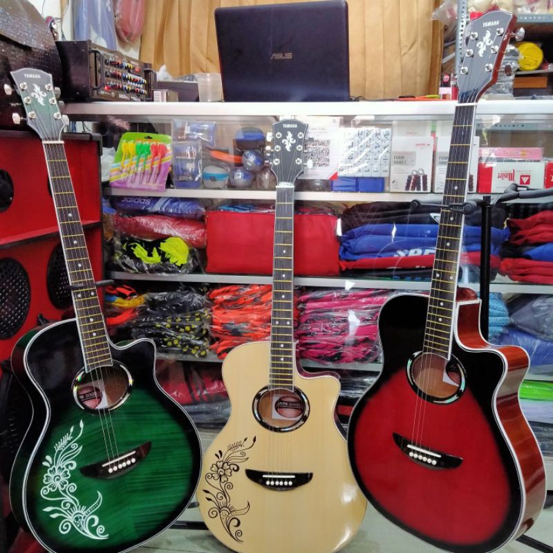 gitar YAMAHA apx 500i