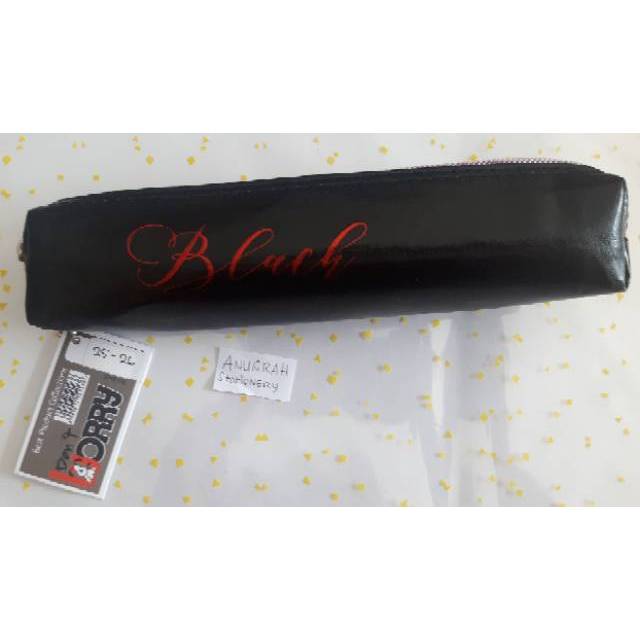 

Tempat Pensil Hitam Dont Worry