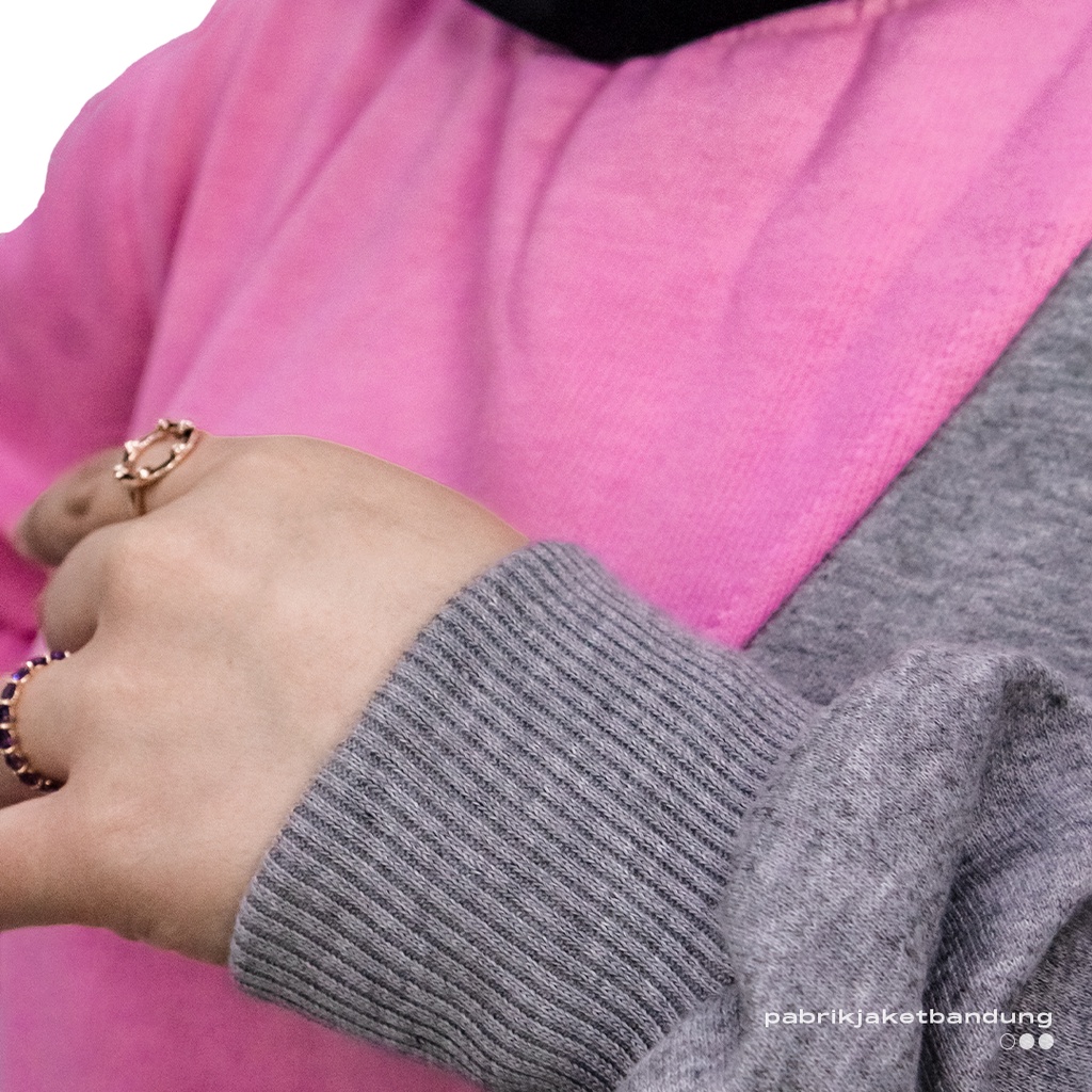 Slash Sweatshirt Kombinasi PINK_ABU || SWEATER  CRAWNECK BASIC WANITA FASHIONABLE