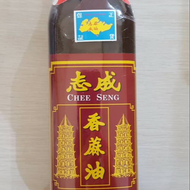 Minyak wijen pagoda  chee seng 750ml