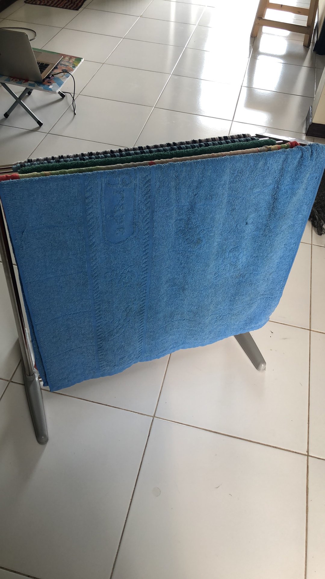 Rak Jemuran Handuk Aluminium 5 Baris Minimalis - Mobile Towel Rack