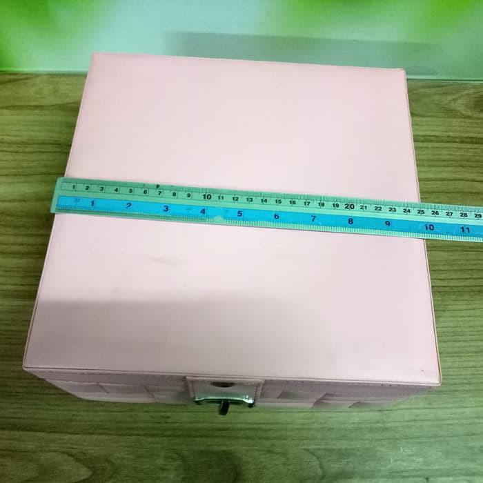 

Grosir BOX / CONTAINER / PACKAGING / GOODIE BAG / TEMPAT SERBAGUNA PINK Murah