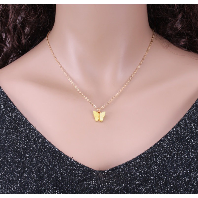 Kalung Liontin KUPU-KUPU WARNA Gaya Korea Fashion Wanita Butterfly Rantai Cewek Titanium Alloy