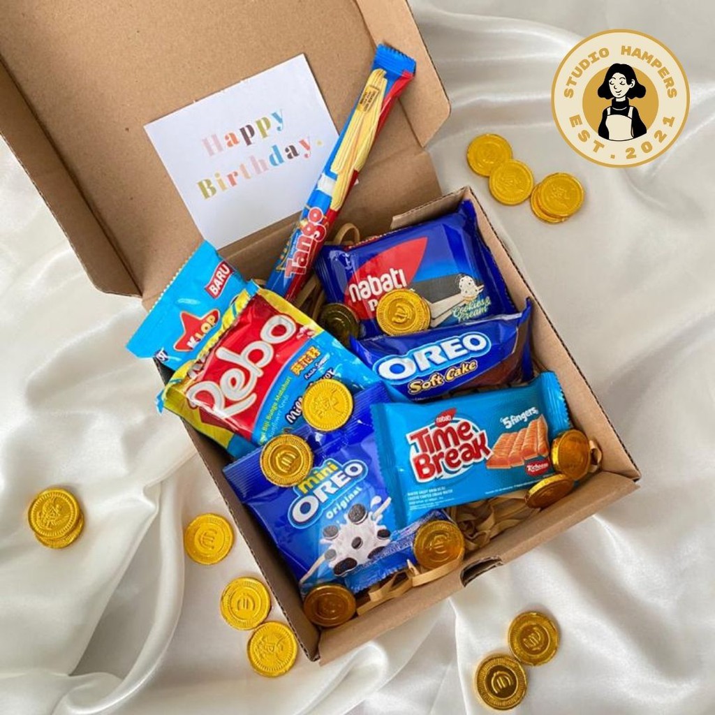 

SNACK BOX / HAMPERS / GIFT BOX / BIRTHDAY / WISUDA / SYUKURAN