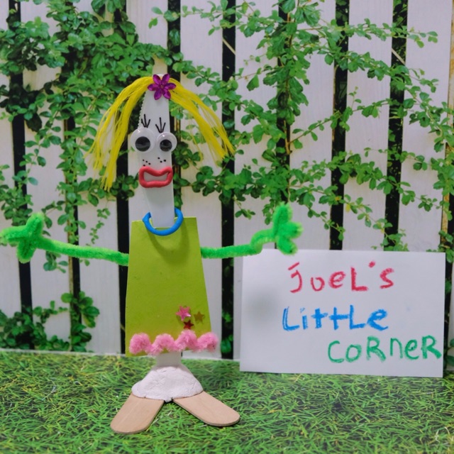 KNIFEY ( forky's girlfriend )