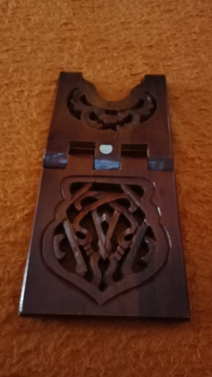 Rekal / Tatakan Al Quran Kayu Jati Campuran Ukuran Lebar 18 Cm